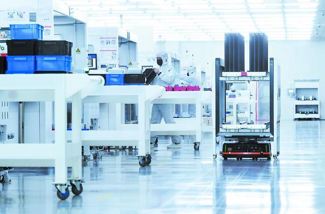 从“规模扩张”到“质量跃升” 2025年五大先进制造业营收占比85%的深层含义